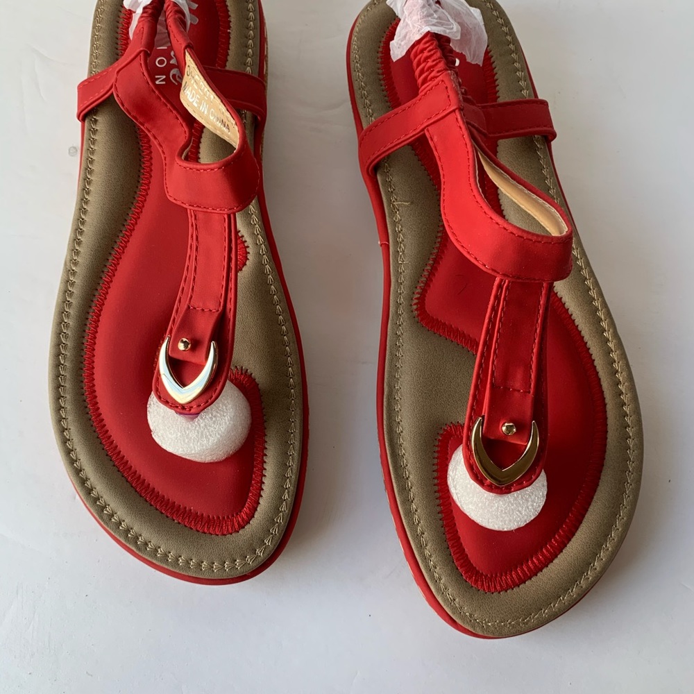 Haute Edition Women's Classic Sandals sz 8.